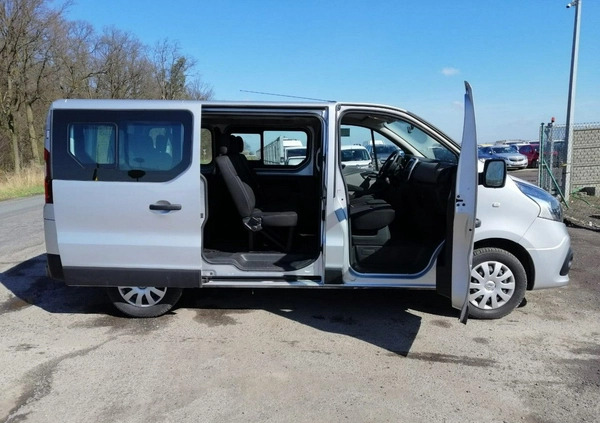 Renault Trafic cena 99900 przebieg: 48000, rok produkcji 2018 z Pleszew małe 631